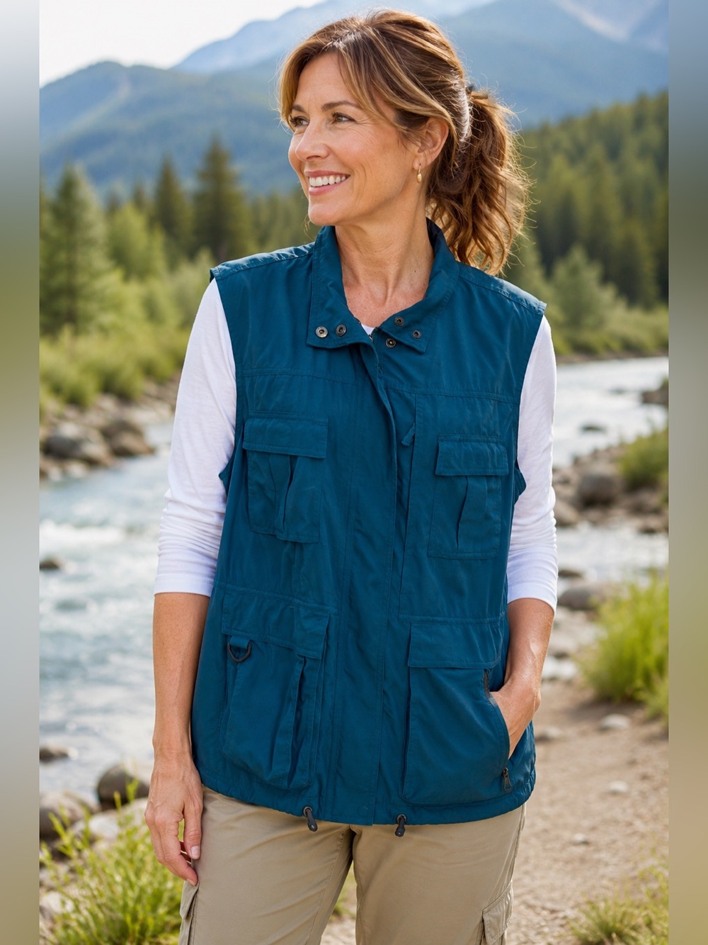TRAVELSMITH Travel/Utility vest Size 1X. Deep teal. Nylon. Multi pocket. Outdoor